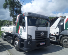 Guinchos SRLeste - caminhão-pipa
