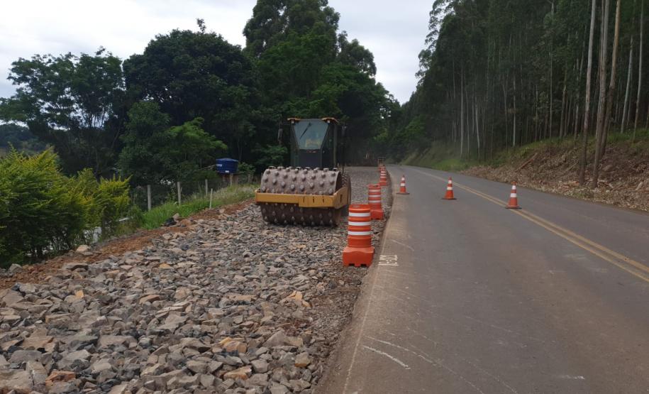 Obras na PR-562