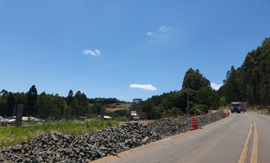Obras na PR-562