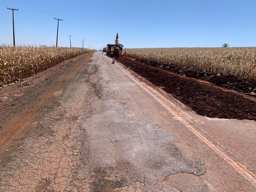 Serviços de conservação na PR-518