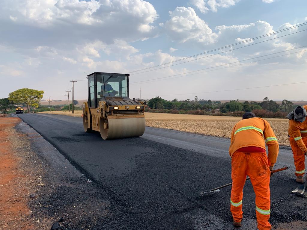 Serviços de conservação na PR-518