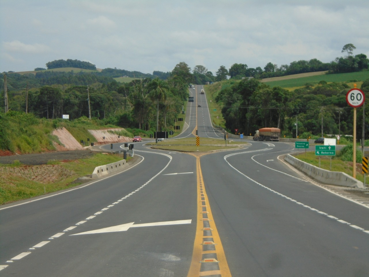 Trevo na BR-277 com a PR-438