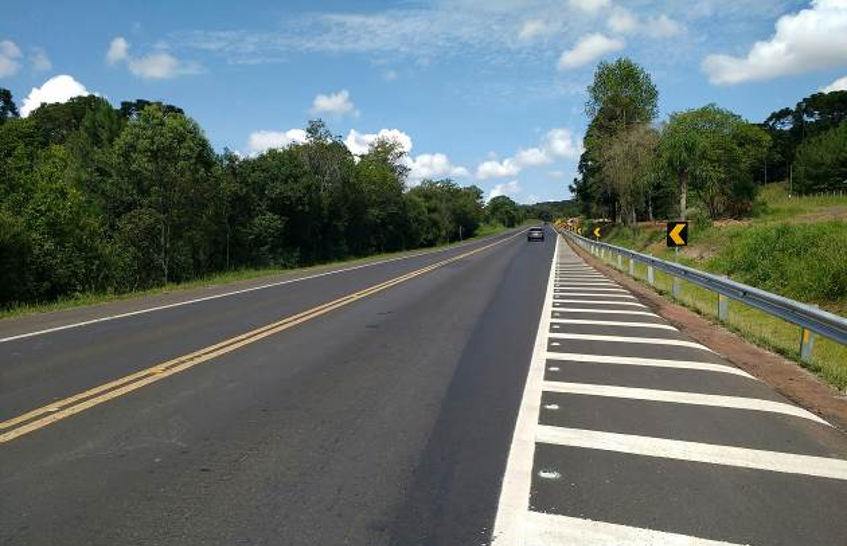 Terceira faixa BR-277 km 213+510 ao km 215+400