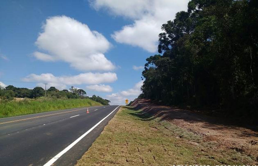 Terceira faixa BR-373 km 223+580 ao km 224+900