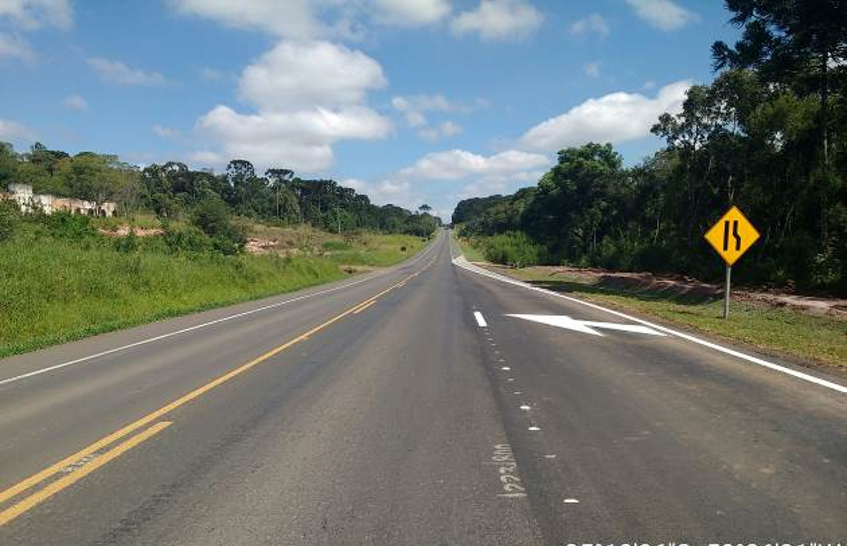 Terceira faixa BR-373 km 223+580 ao km 224+900