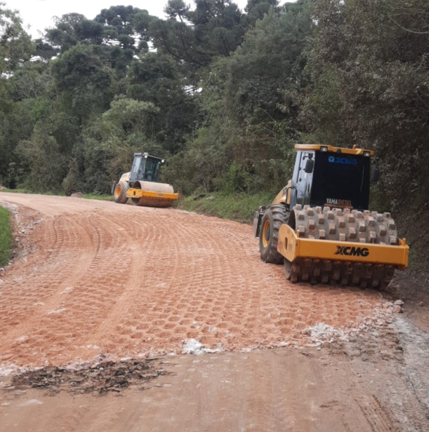 PR-090 Compactação da pista