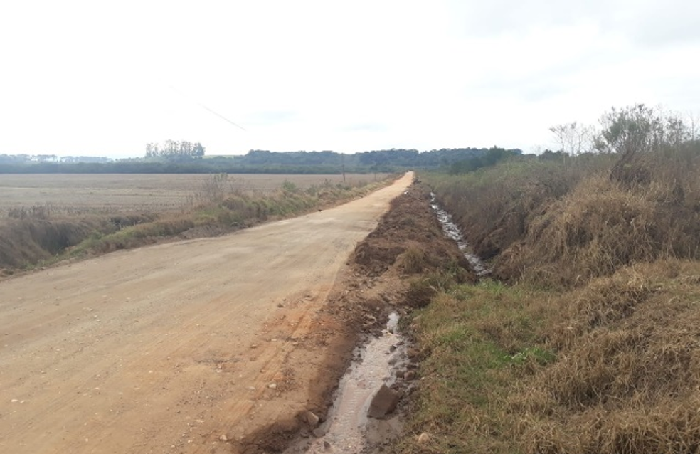 PR-090 Escavação de valas