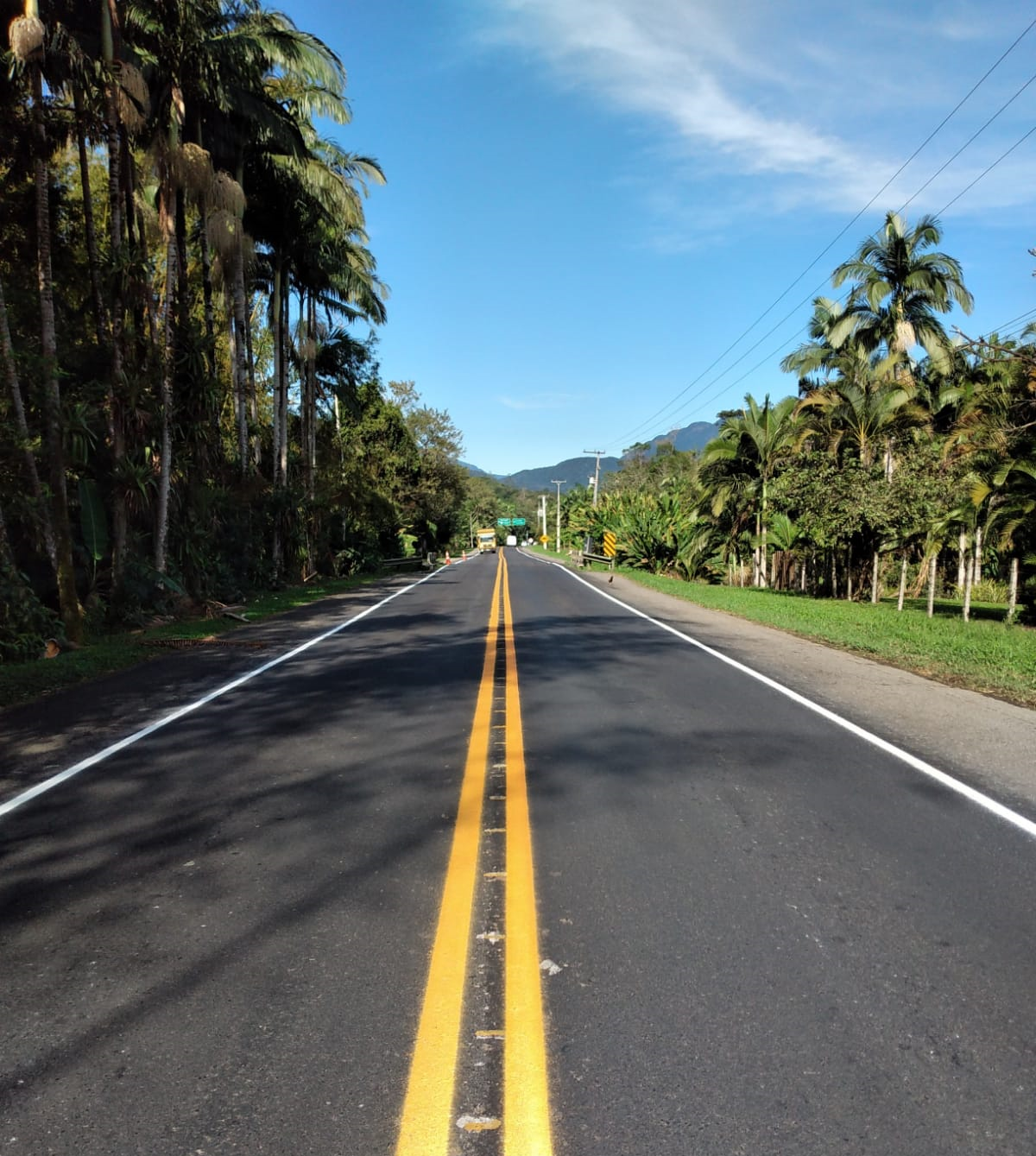 Serviços de conservação na PR-480