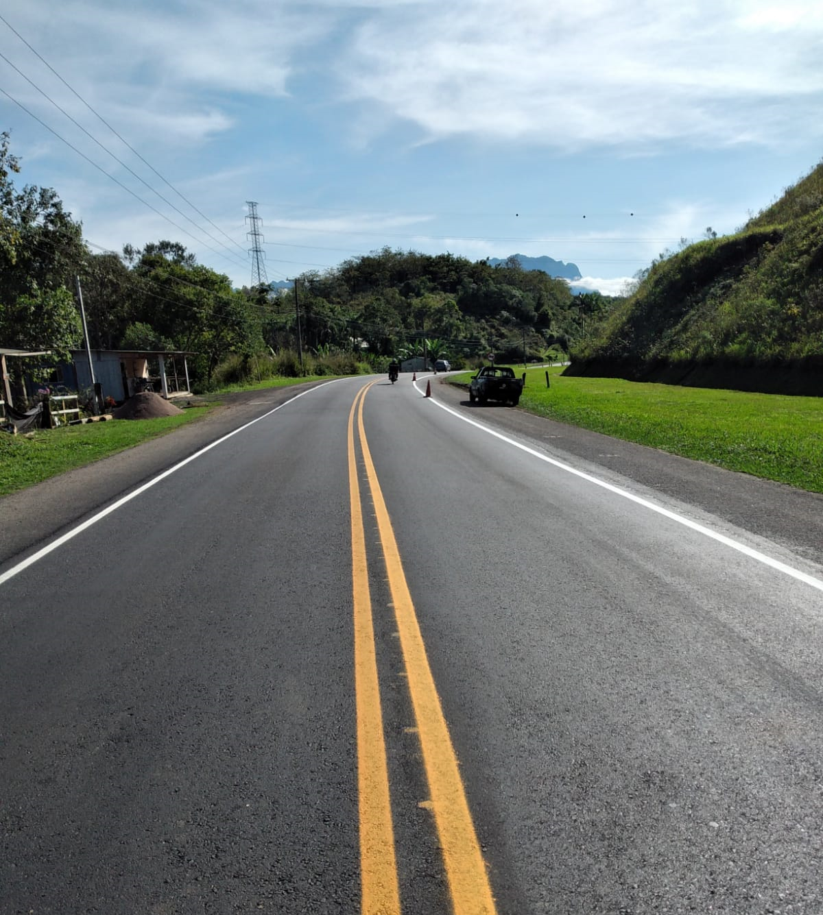 Serviços de conservação na PR-480