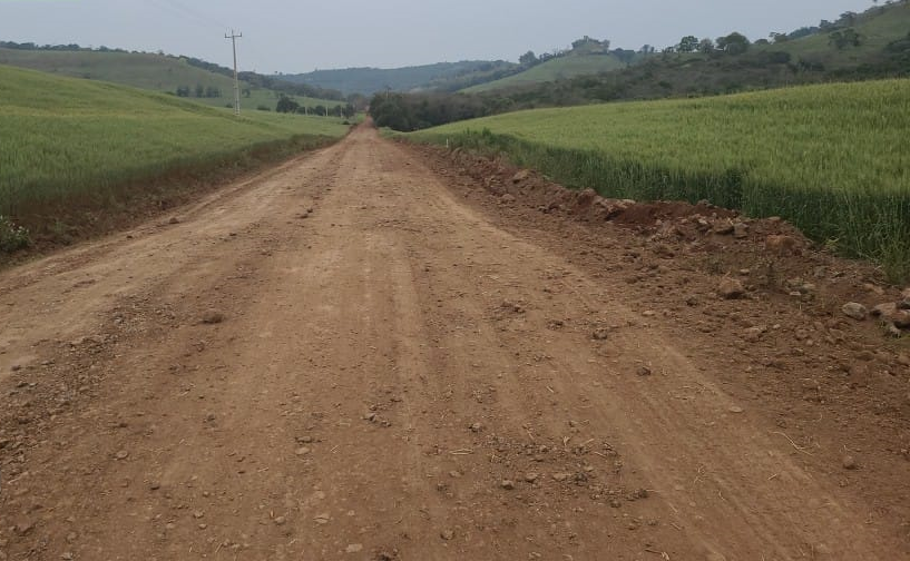 PR-462, entre Águas de Jurema e a Ponte do Rio do Óleo