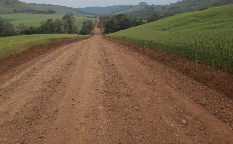PR-462, entre Águas de Jurema e a Ponte do Rio do Óleo