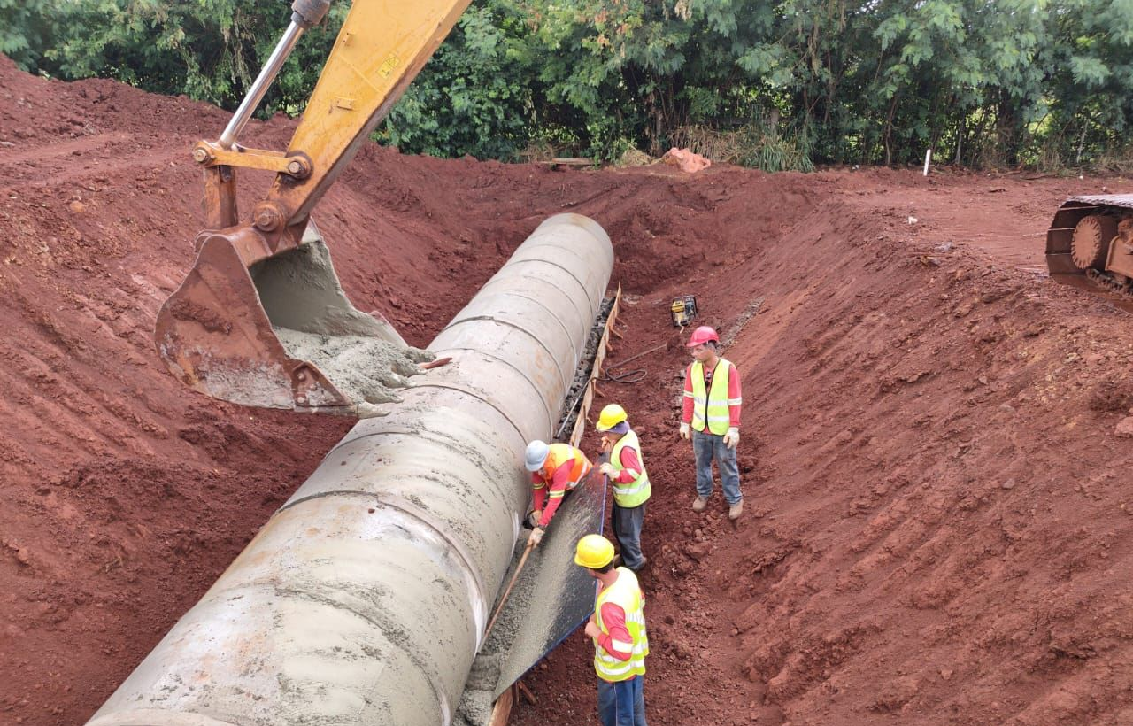 Bueiro km 5+360 concretagem do contra berço