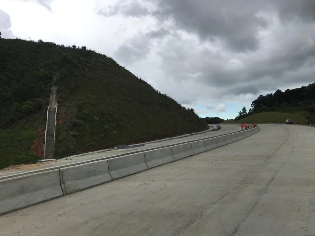 Serviços da duplicação da Rodovia dos Minérios