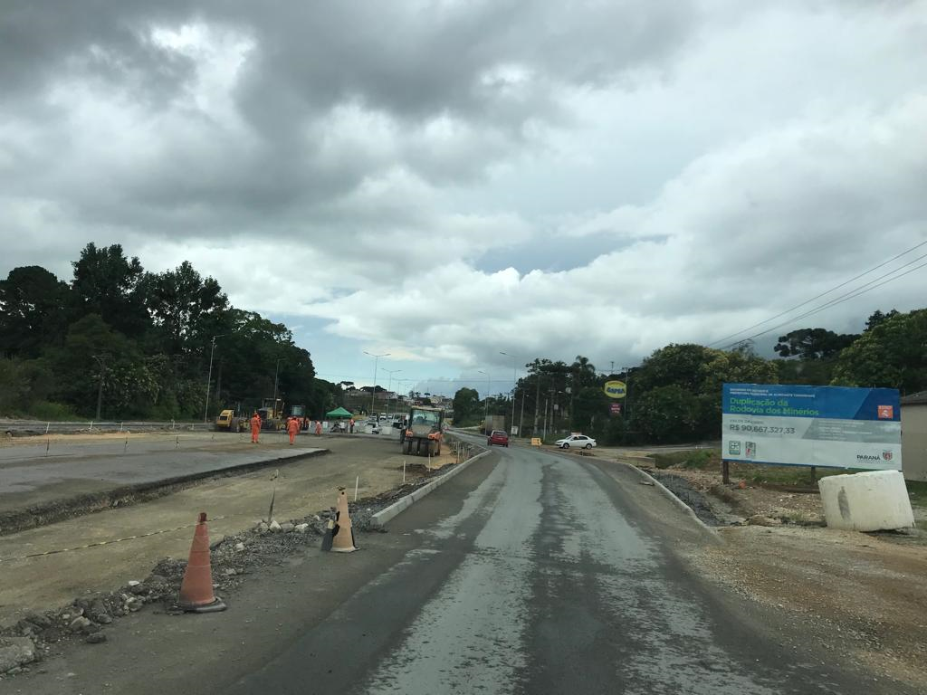 Serviços da duplicação da Rodovia dos Minérios