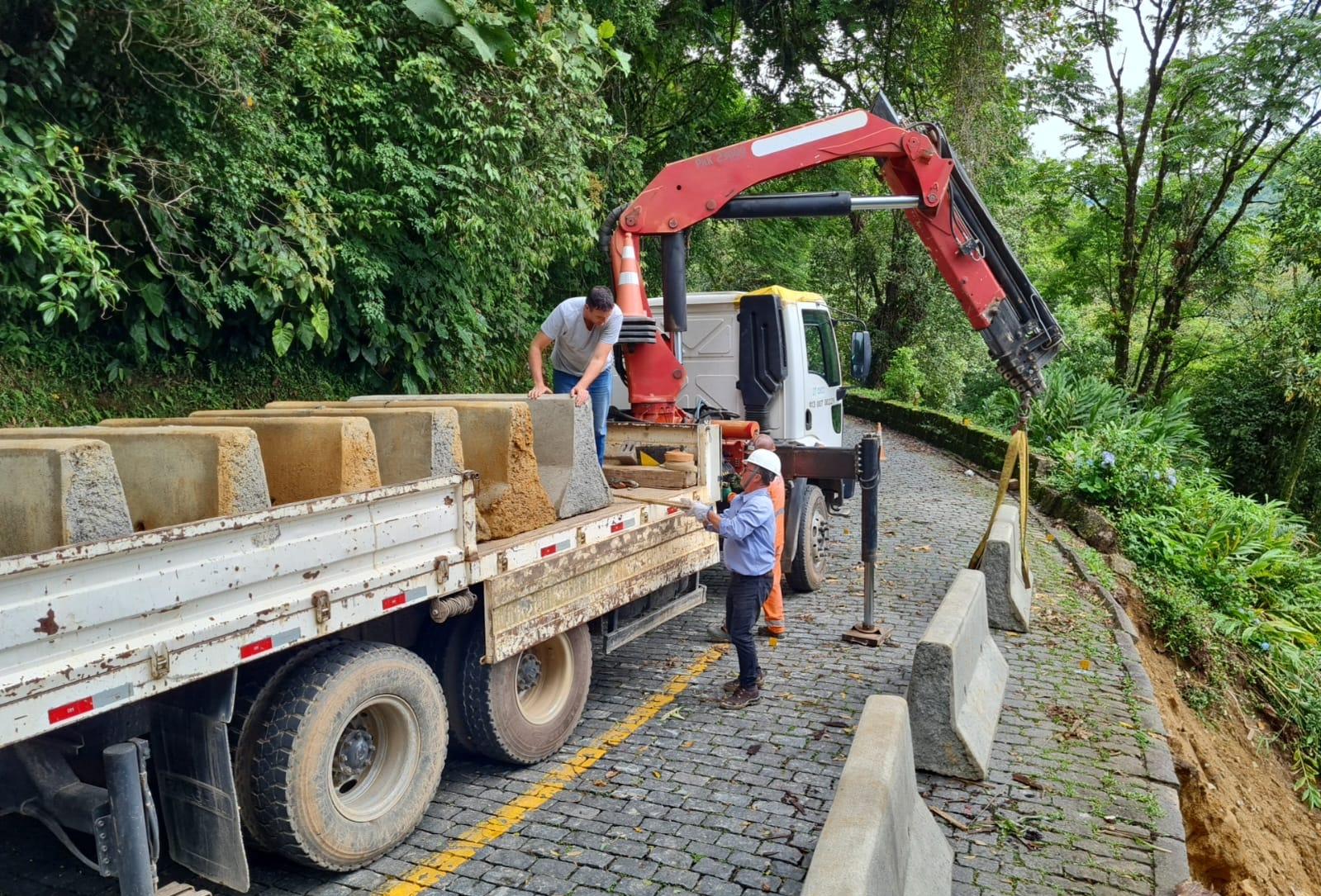 Implantação de barreiras New Jersey