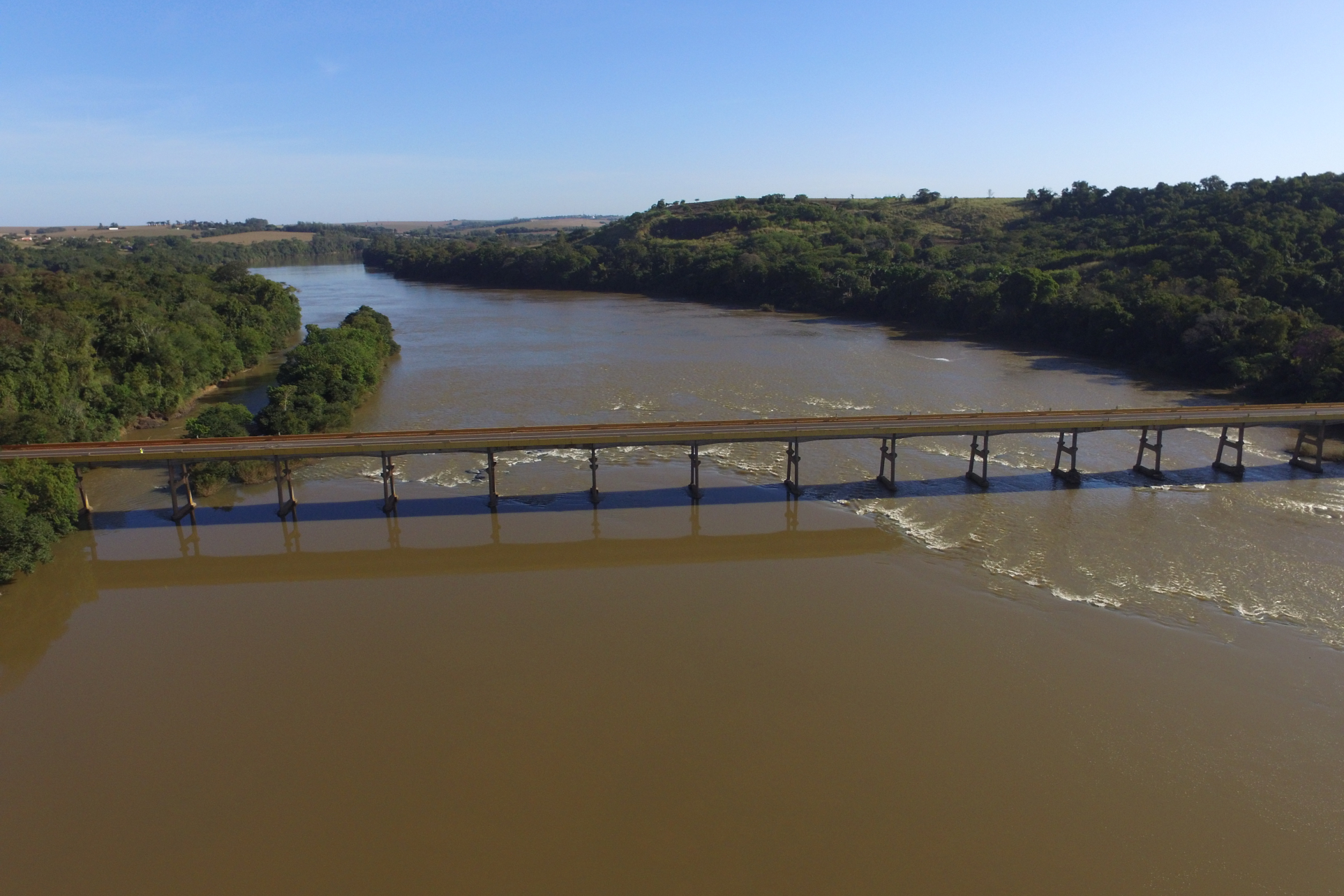 Ponte Rio Ivaí PR-317 no limite entre Floresta e Engenheiro Beltrão