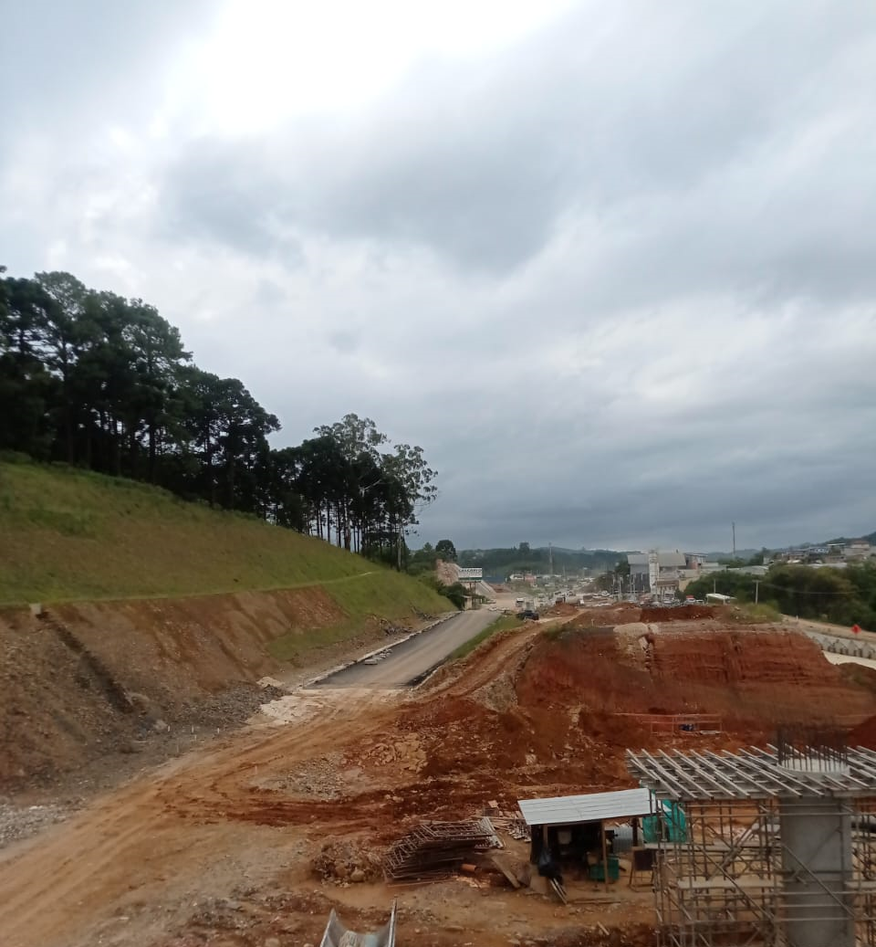 Duplicação da Rodovia dos Minérios entre Curitiba e Almirante Tamandaré