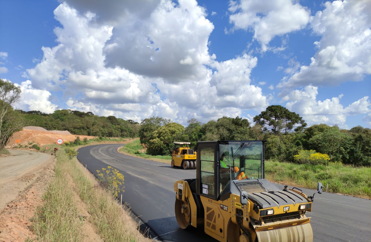 Contorno Norte de Castro - pavimentação