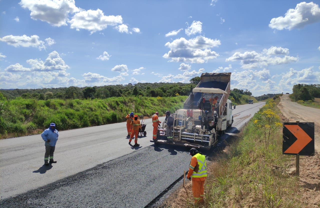 Contorno Norte de Castro - pavimentação