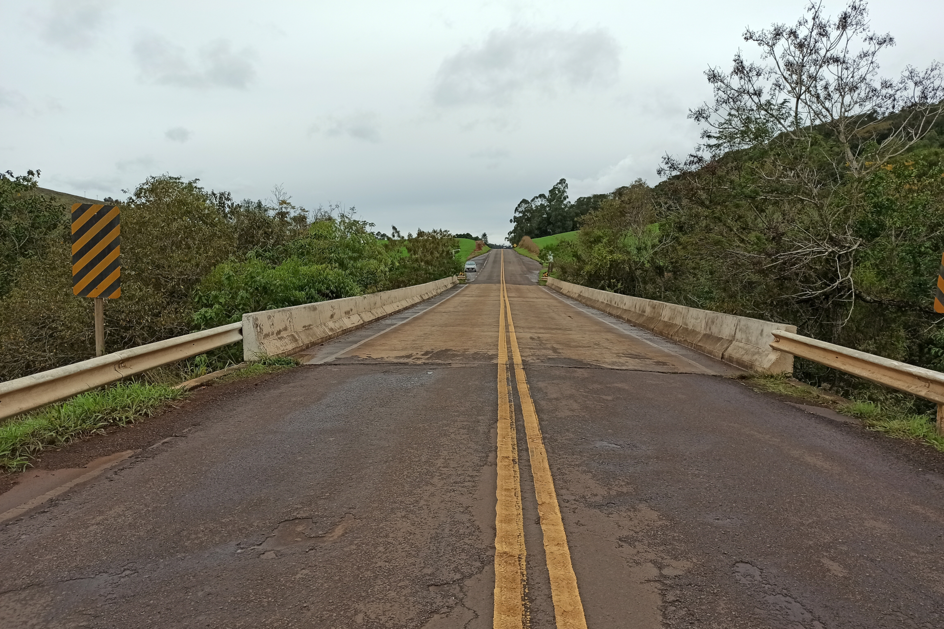 Ponte Rio Tormenta PR-484 no limite entre Boa Vista da Aparecida e Três Barras do Paraná