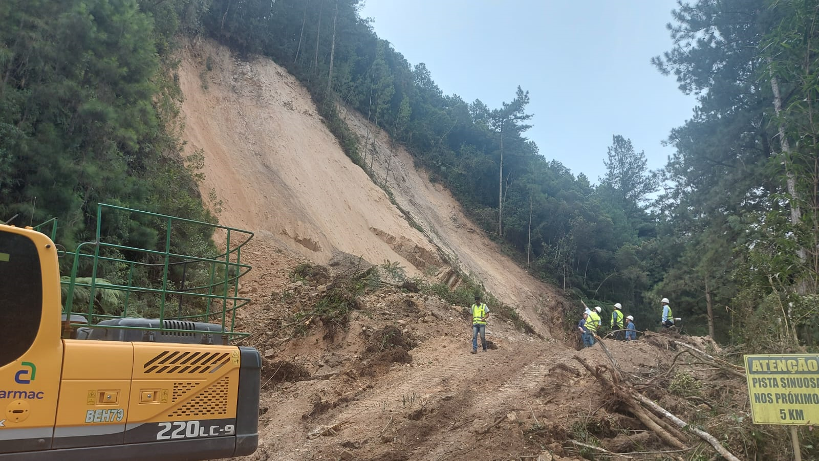 Início dos serviços de recuperação da PR-092, em Doutor Ulysses