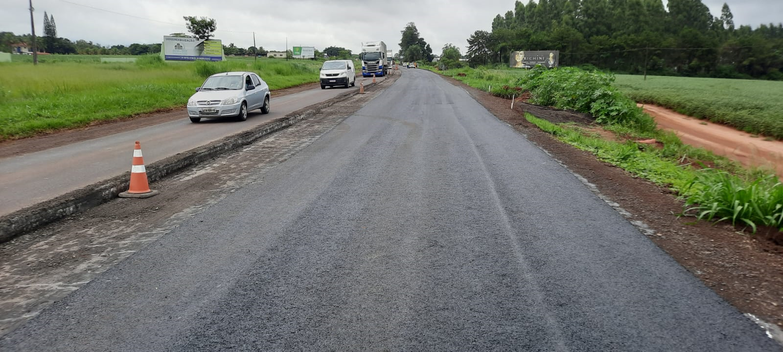 Terceiras faixas na PR-323 entre Cianorte e Jussara