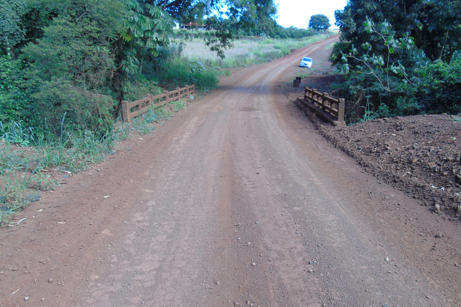 Ponte Rio Madrugada PR-442 no limite entre Assaí e Uraí