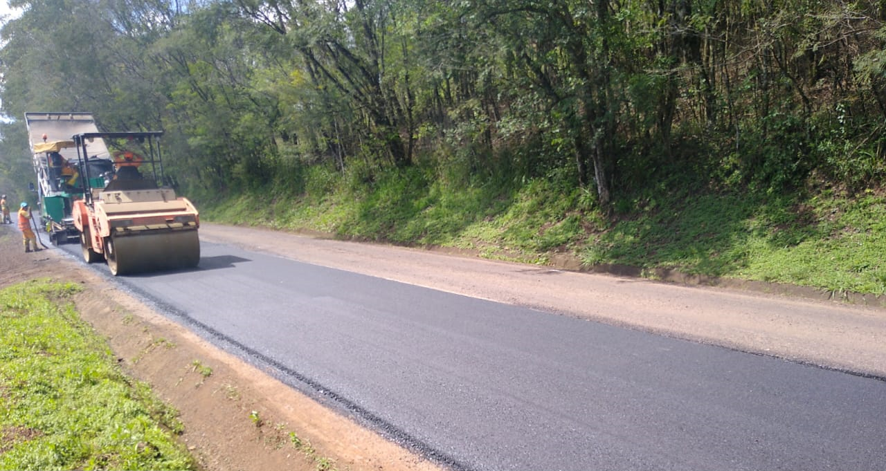 PR-471 Catanduvas a Três Barras do Paraná - melhorias no pavimento