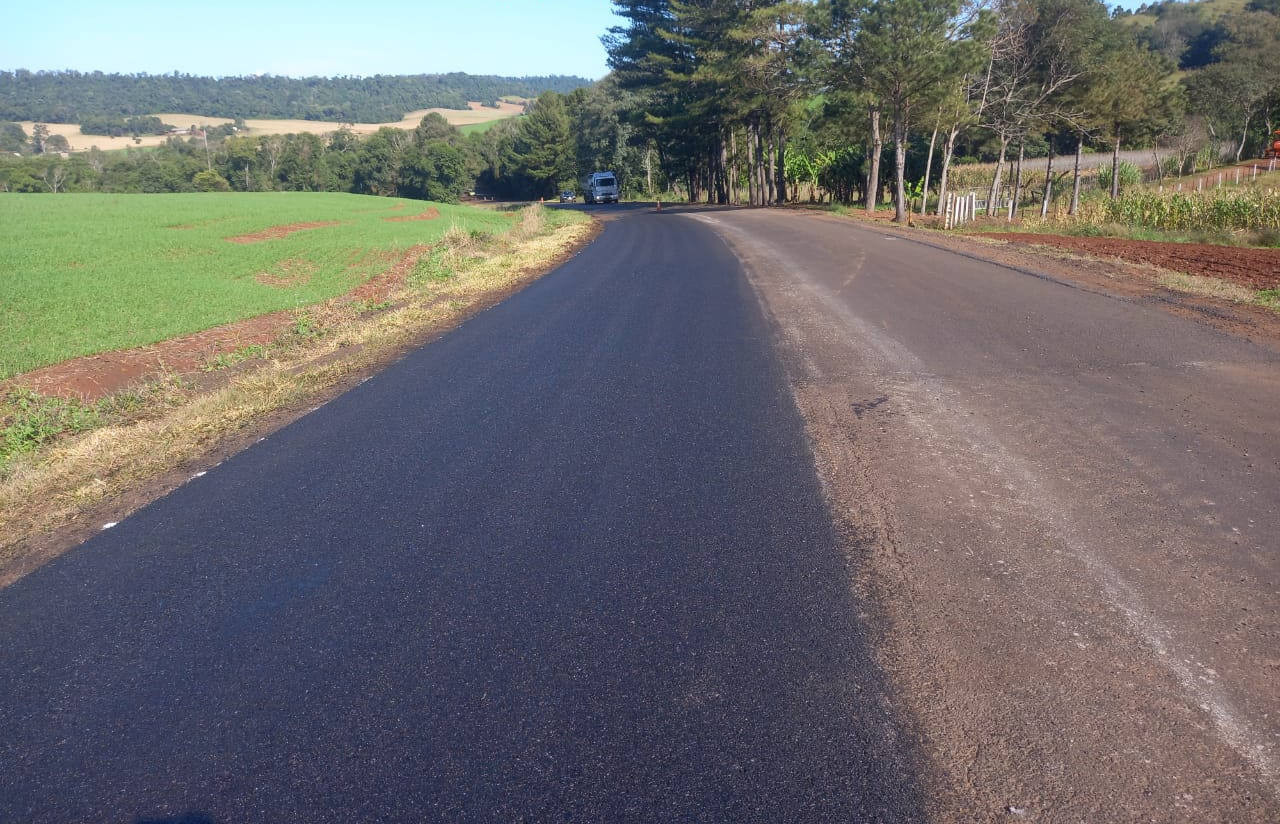 PR-471 Catanduvas a Três Barras do Paraná - melhorias no pavimento
