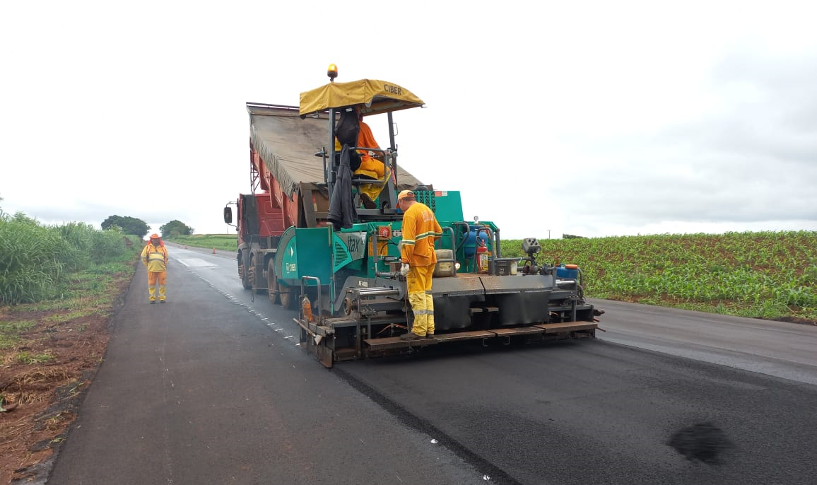 PR-486 entre Assis Chateaubriand e o Rio Piquiri - serviços do Proconserva