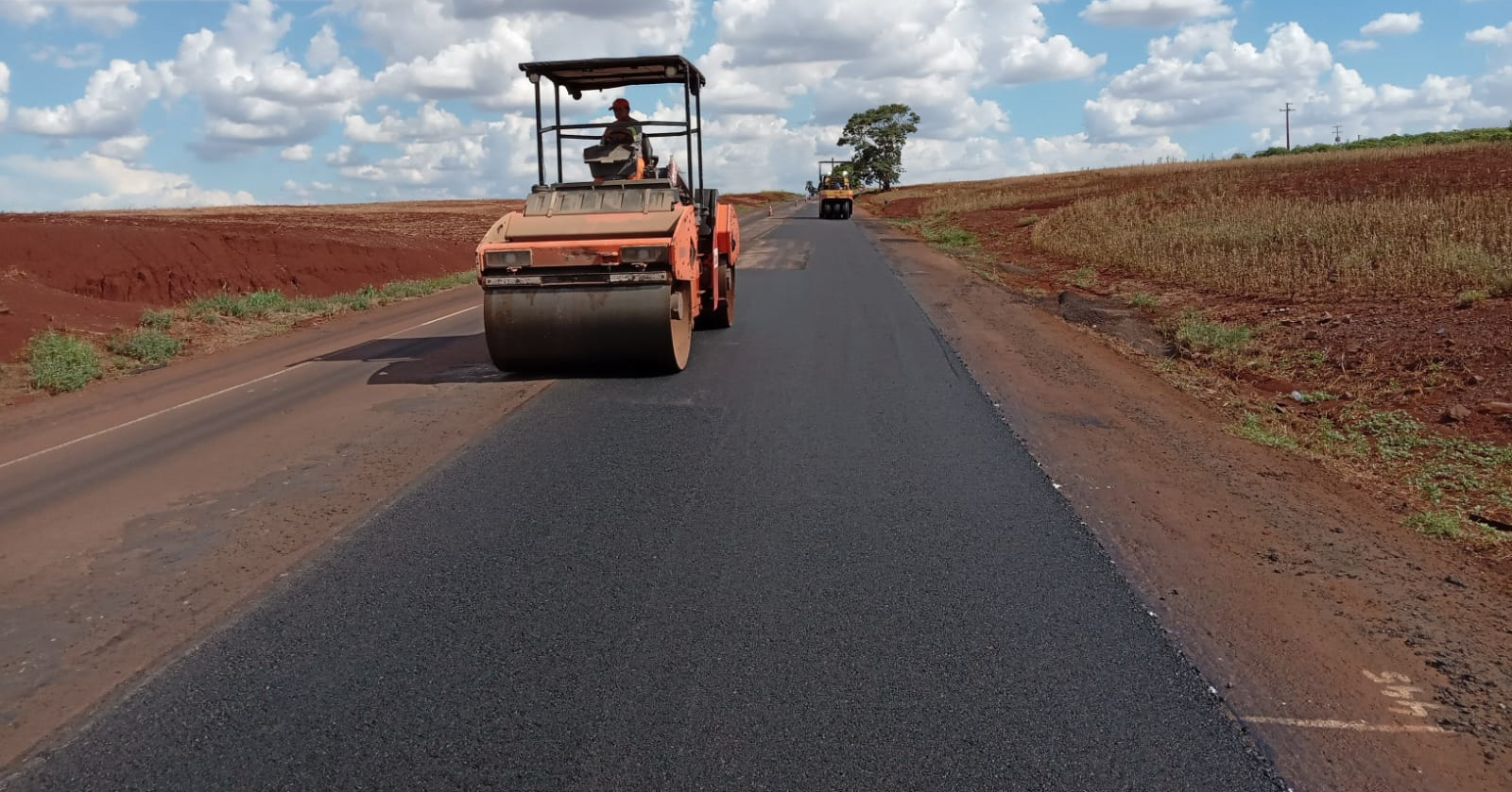 PR-486 entre Assis Chateaubriand e o Rio Piquiri - serviços do Proconserva