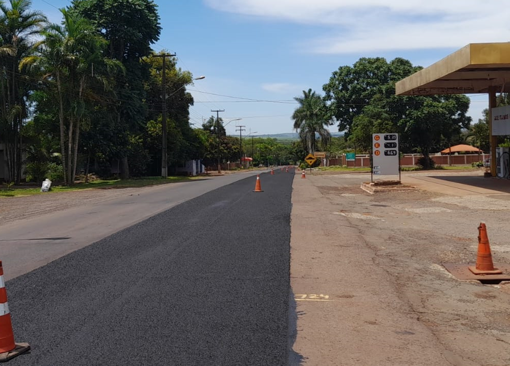 Serviços de conservação na PR-497 entre Missal e São Miguel do Iguaçu