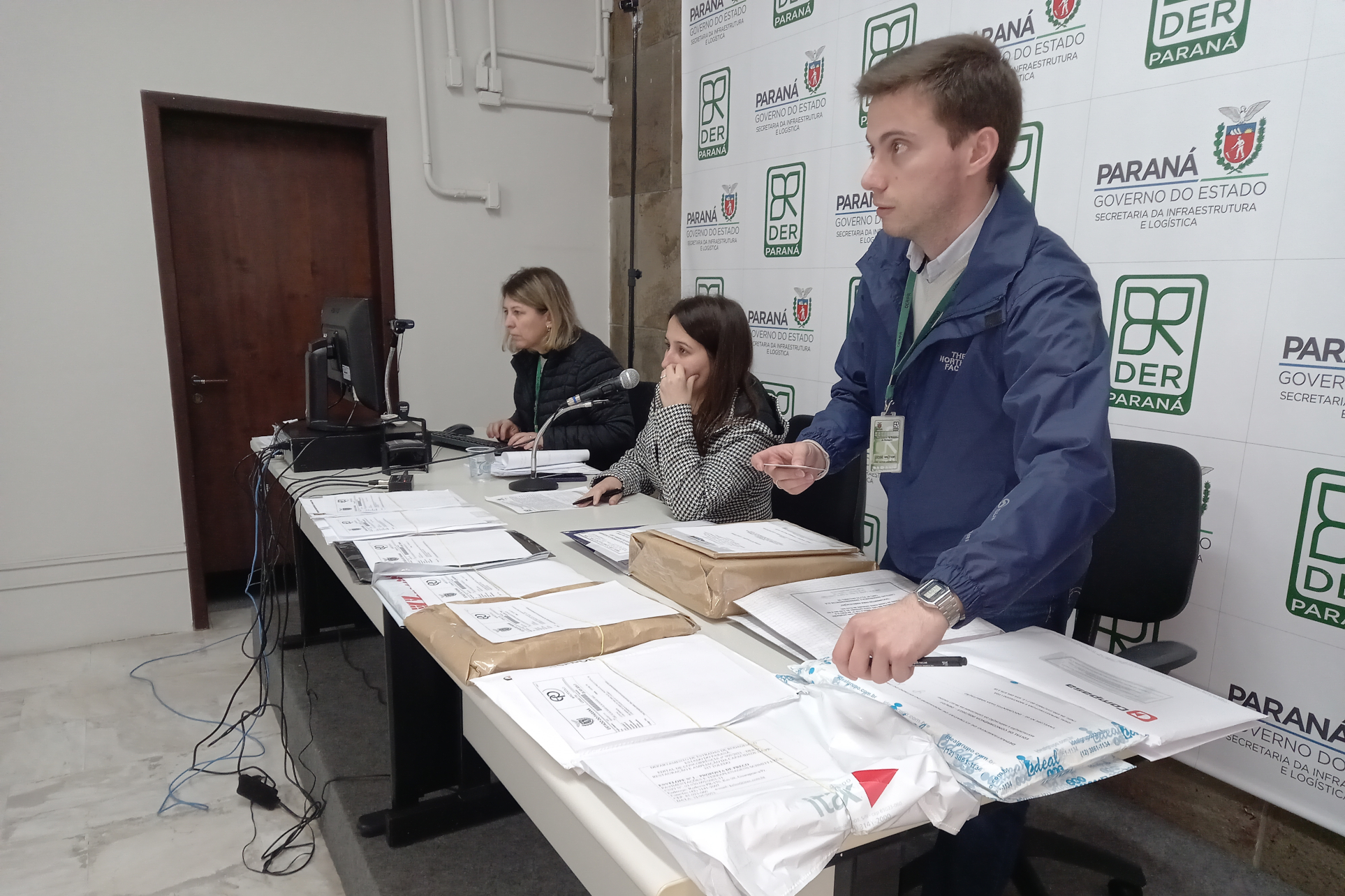 Sessão de abertura de envelopes de preços da duplicação de Toledo