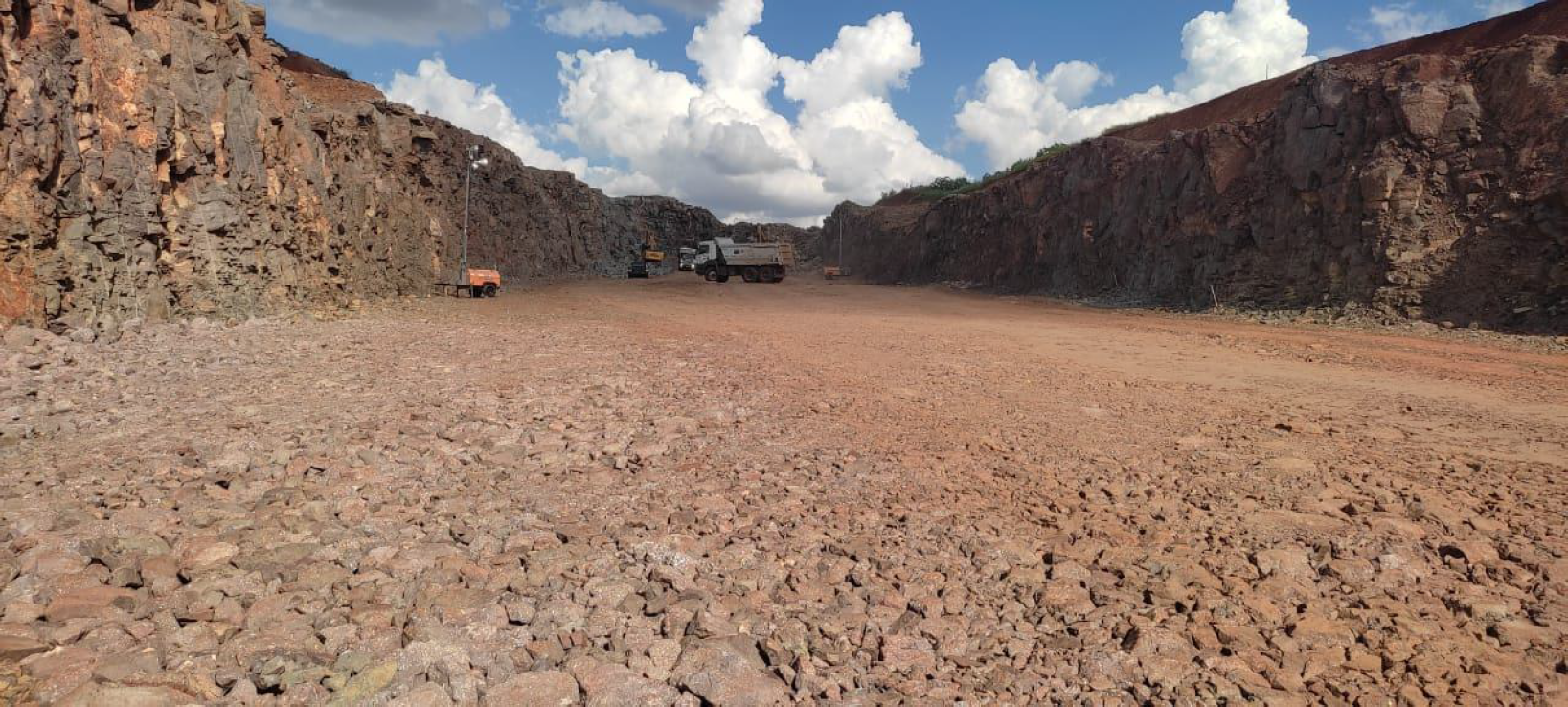 Contorno de Jandaia do Sul - terraplenagem