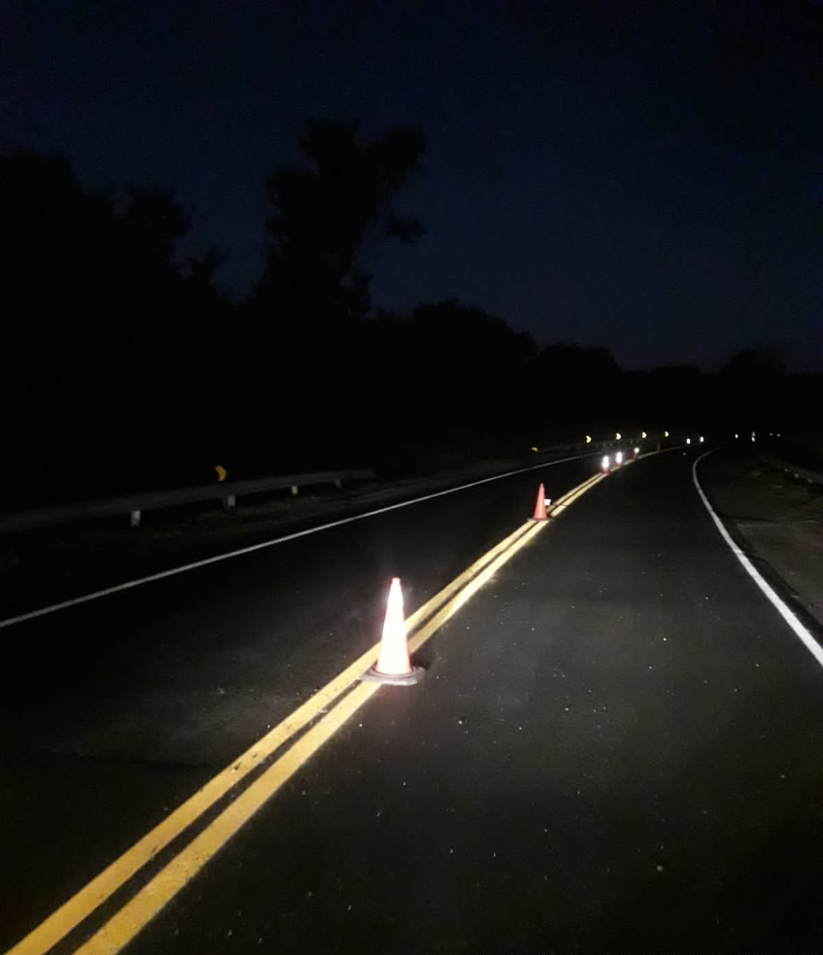 Serviços de conservação na PR-092 entre Wenceslau Braz e Jaguariaíva