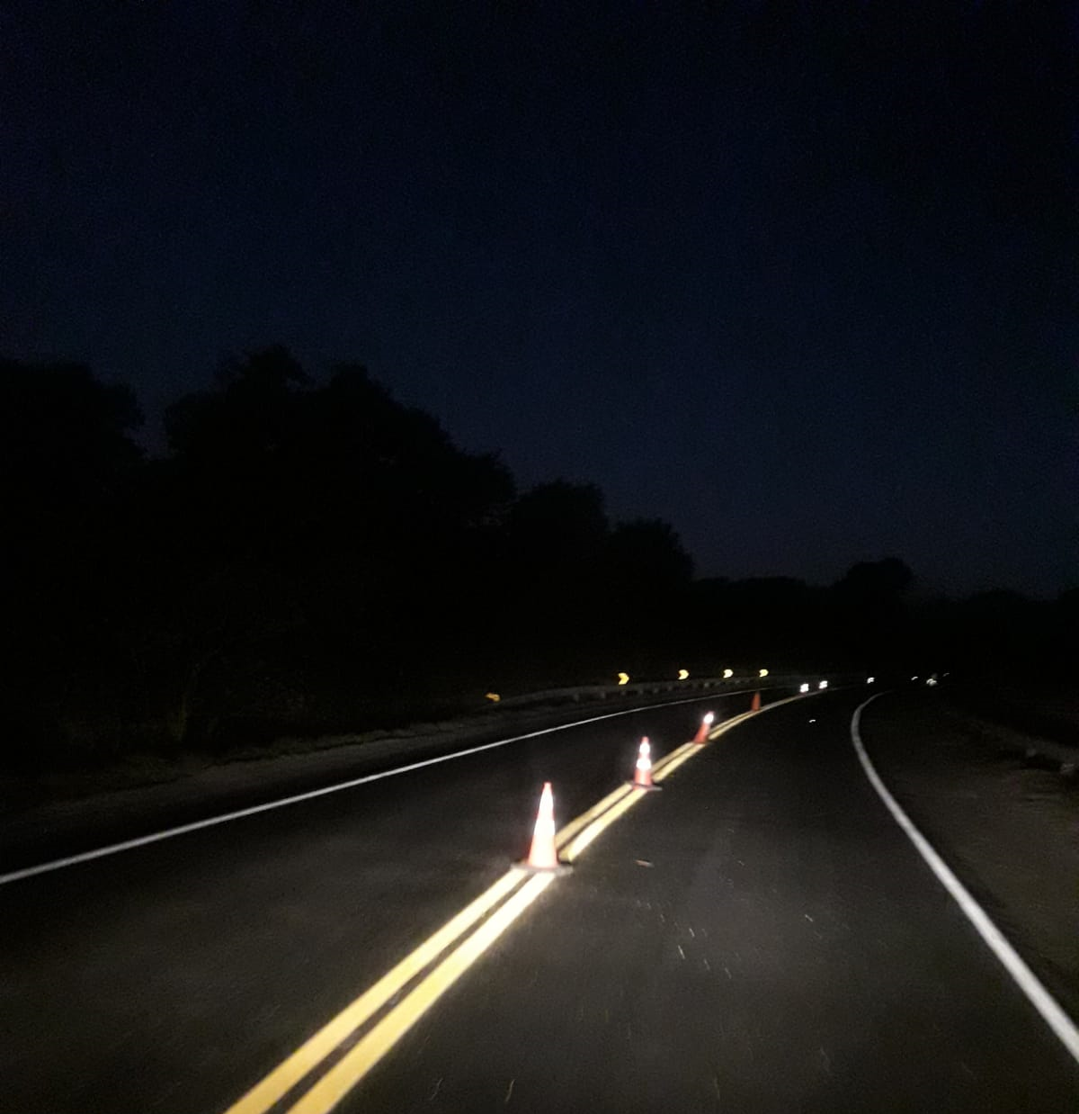 Serviços de conservação na PR-092 entre Wenceslau Braz e Jaguariaíva