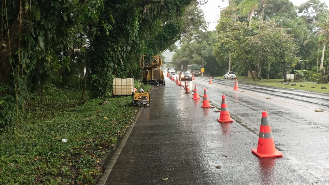 Sondagens da Ponte de Guaratuba na margem ao lado de Matinhos