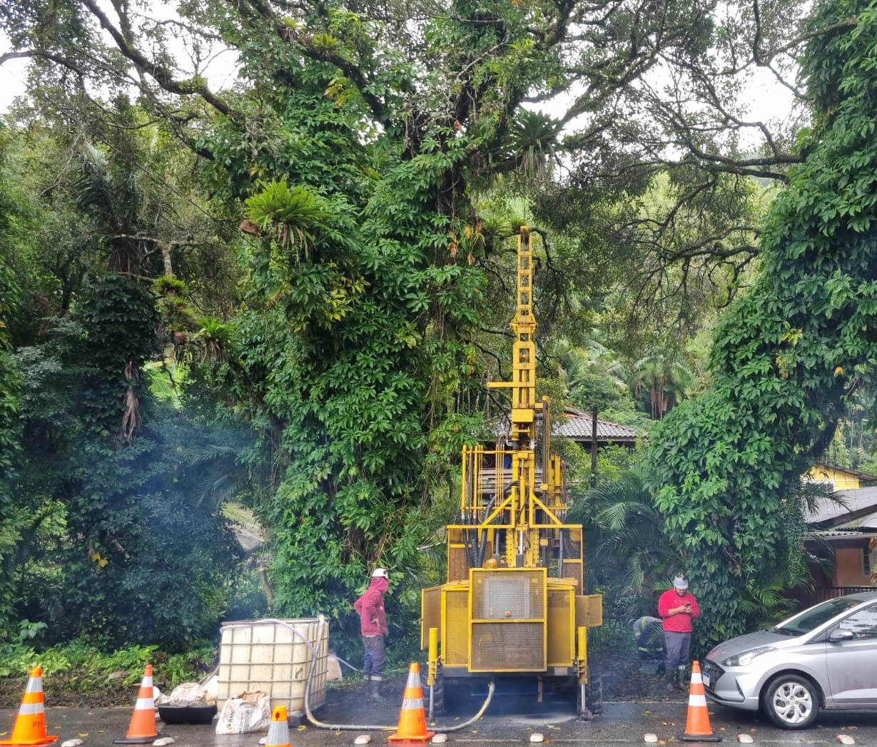 Sondagens da Ponte de Guaratuba na margem ao lado de Matinhos