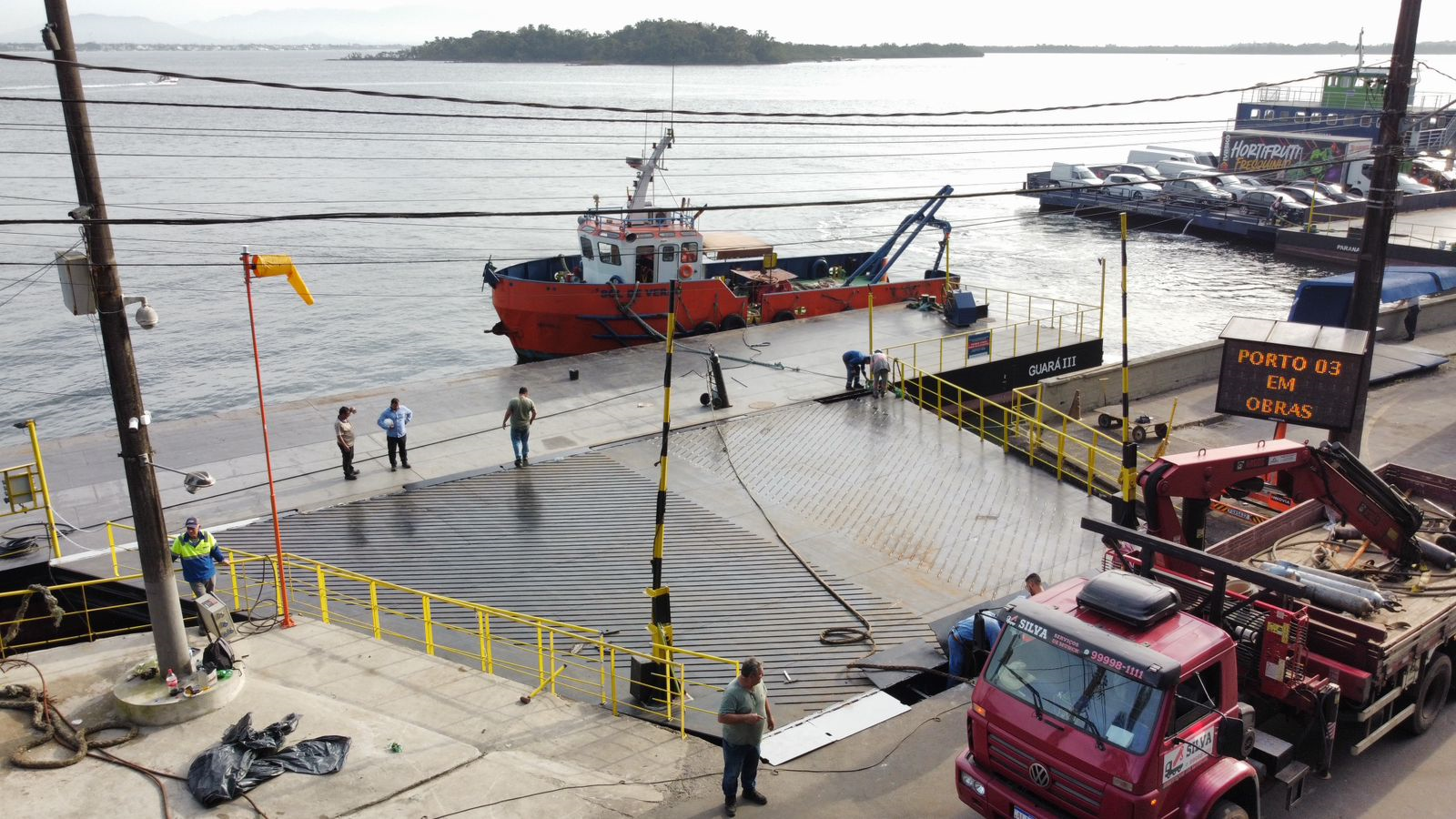 Troca de ponte no ferry boat de Guaratuba