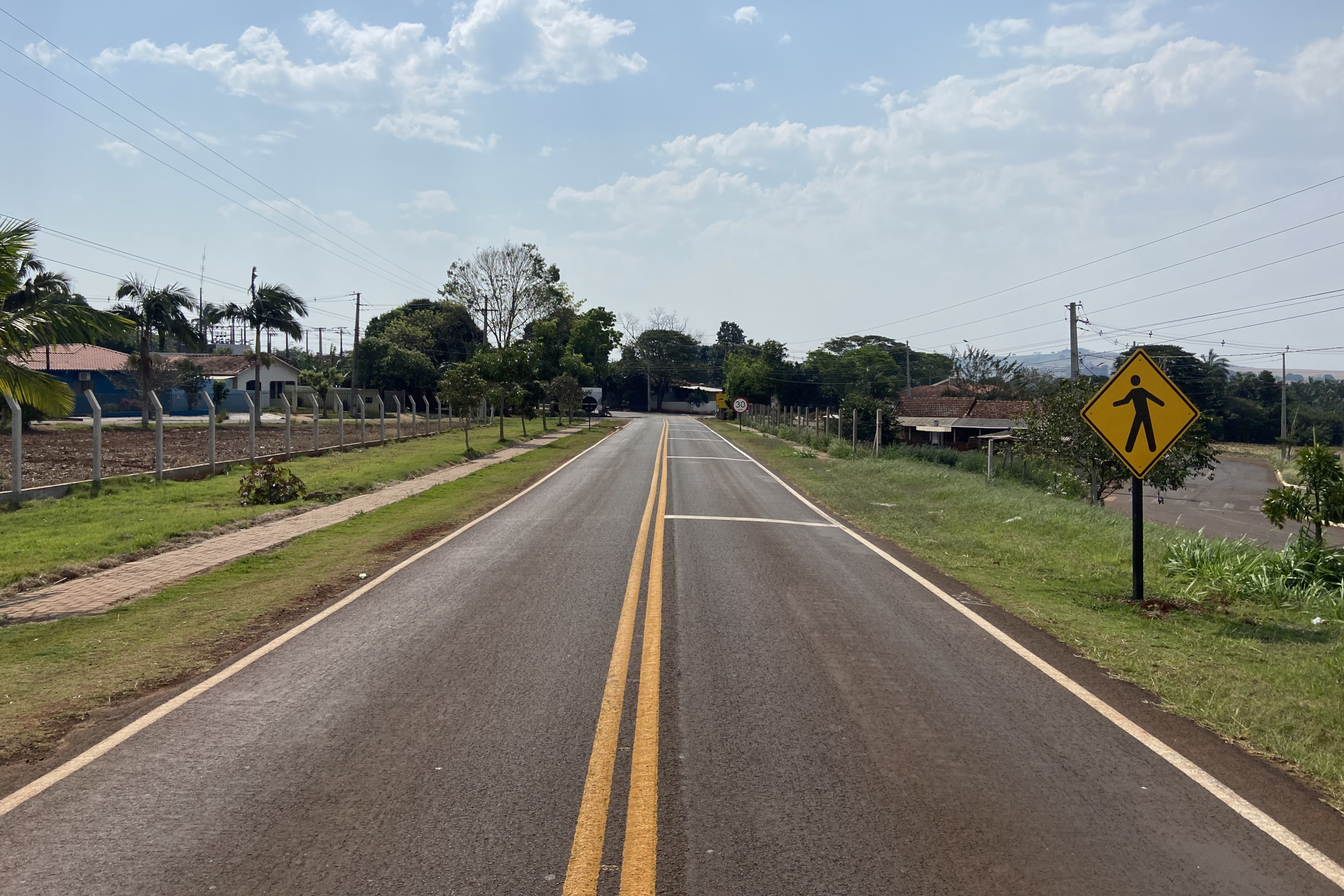 Melhorias na sinalização viária por meio do Proseg Paraná