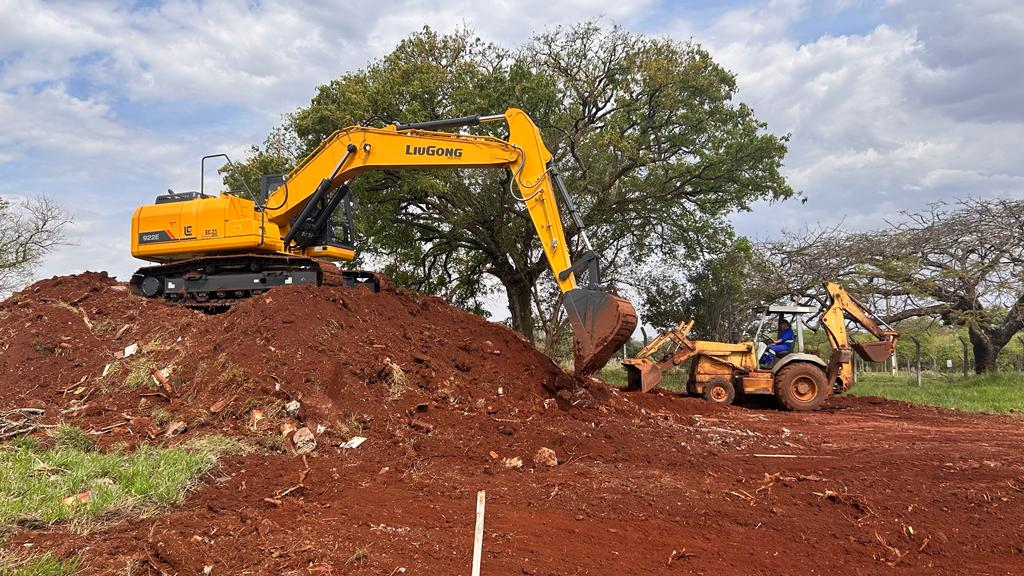 Serviços iniciais do Viaduto da PUC em Londrina