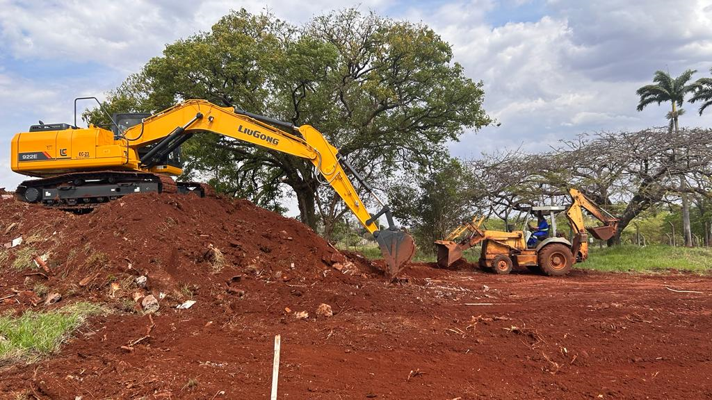 Serviços iniciais do Viaduto da PUC em Londrina