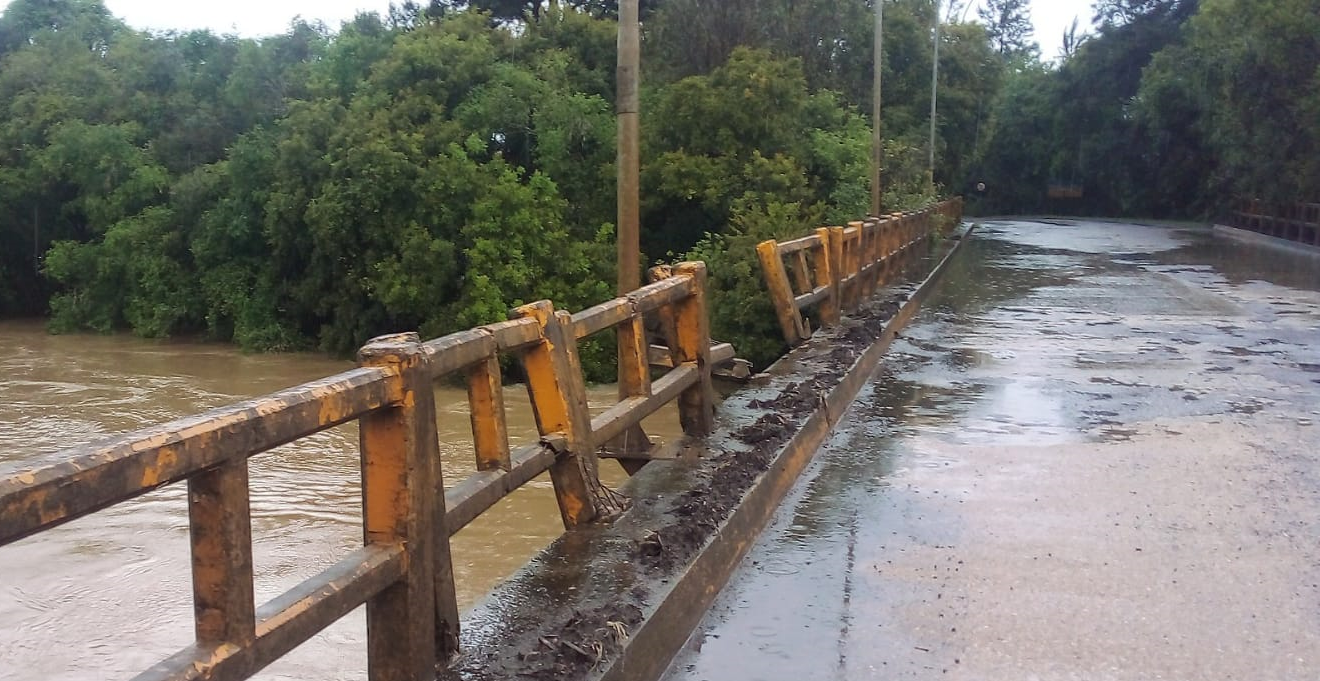 Bloqueio ponte PR-151 São Mateus do Sul - Três Barras