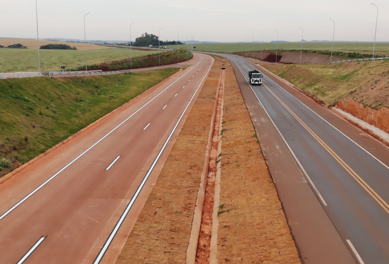 Pistas novas liberadas na duplicação do Contorno Oeste de Cascavel