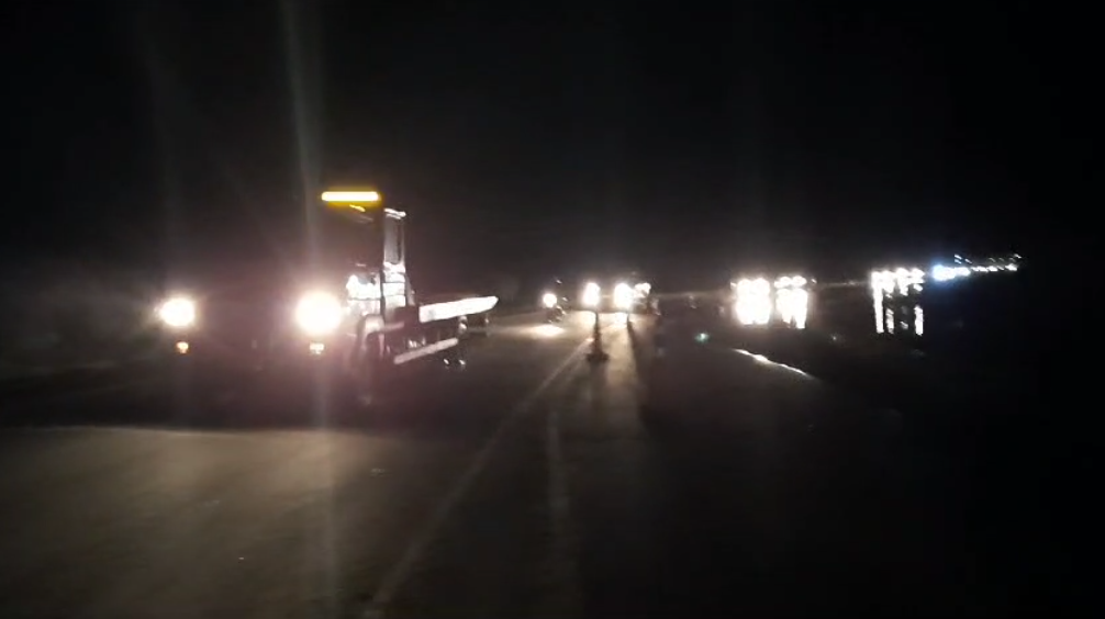 PR-151 sendo liberada parcialmente para o tráfego de veículos