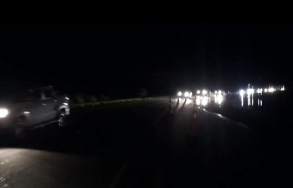 PR-151 sendo liberada parcialmente para o tráfego de veículos