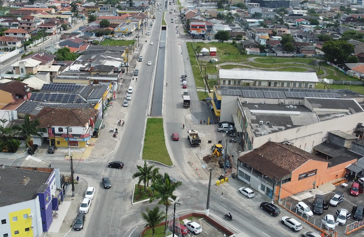 Canal de macrodrenagem do Rio da Draga em Matinhos