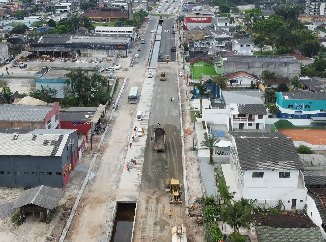 Canal de macrodrenagem do Rio da Draga em Matinhos