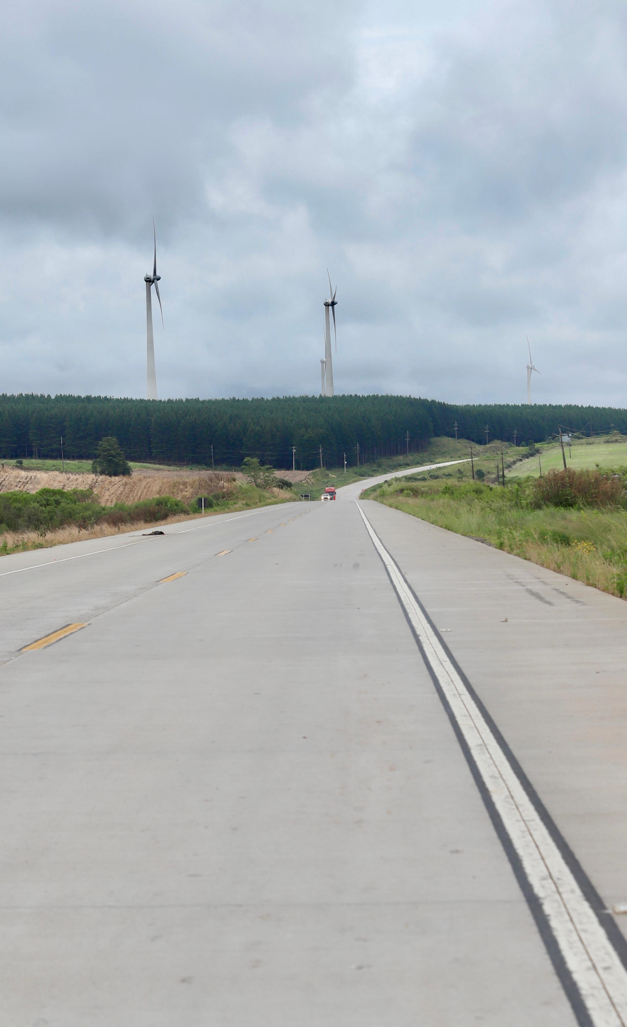 Whitetopping da PRC-280 entre Palmas e o trevo Horizonte