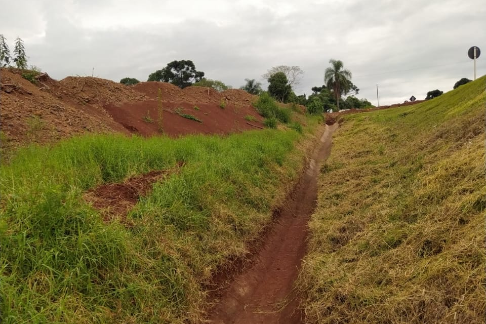 Melhorias na drenagem de rodovias de Guarapuava e região